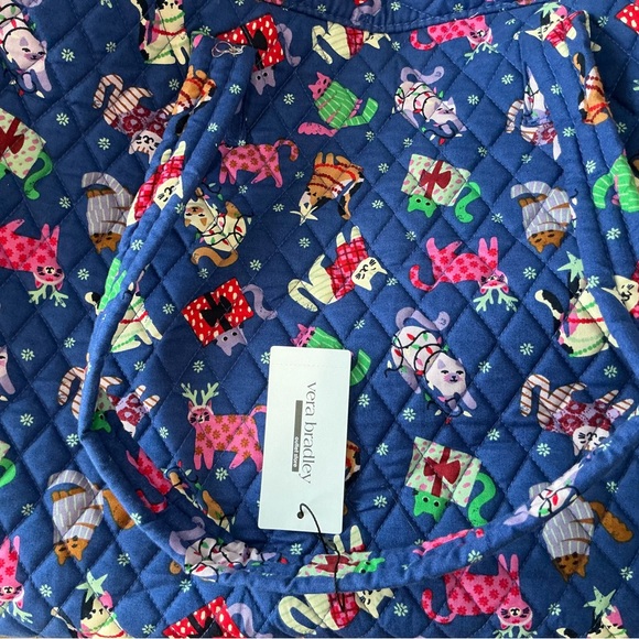 NWT Vera Bradley Large Weekender Travel Bag—Catnip Christmas - Picture 5 of 5